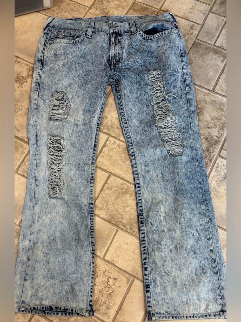 True Religion Men’s Acid Wash Straight Leg Jeans - Light Blue